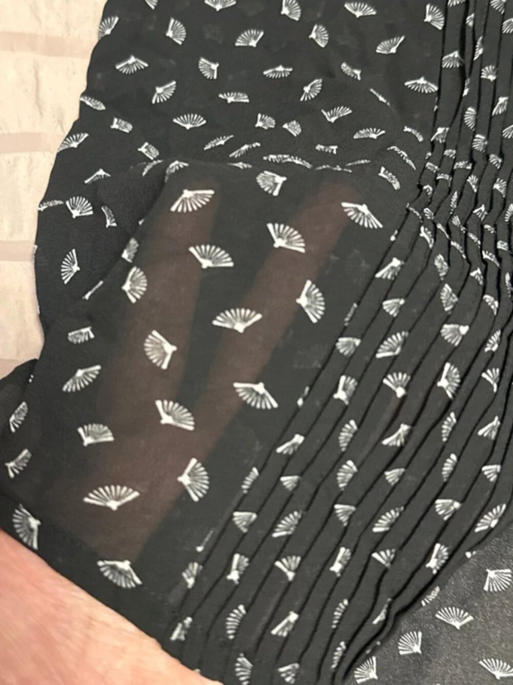 H&M blouse - Picture 4 of 4